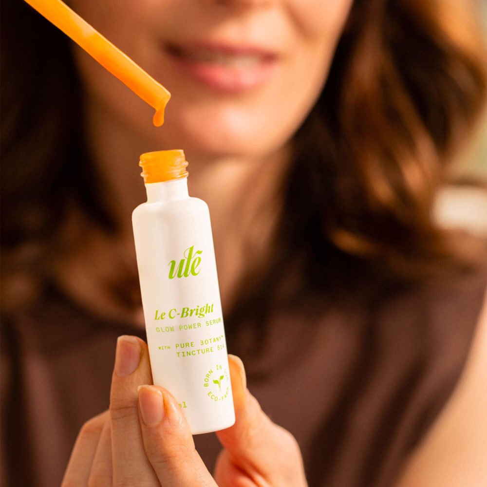 Le C-Bright Vitamin C Serum - Image 5