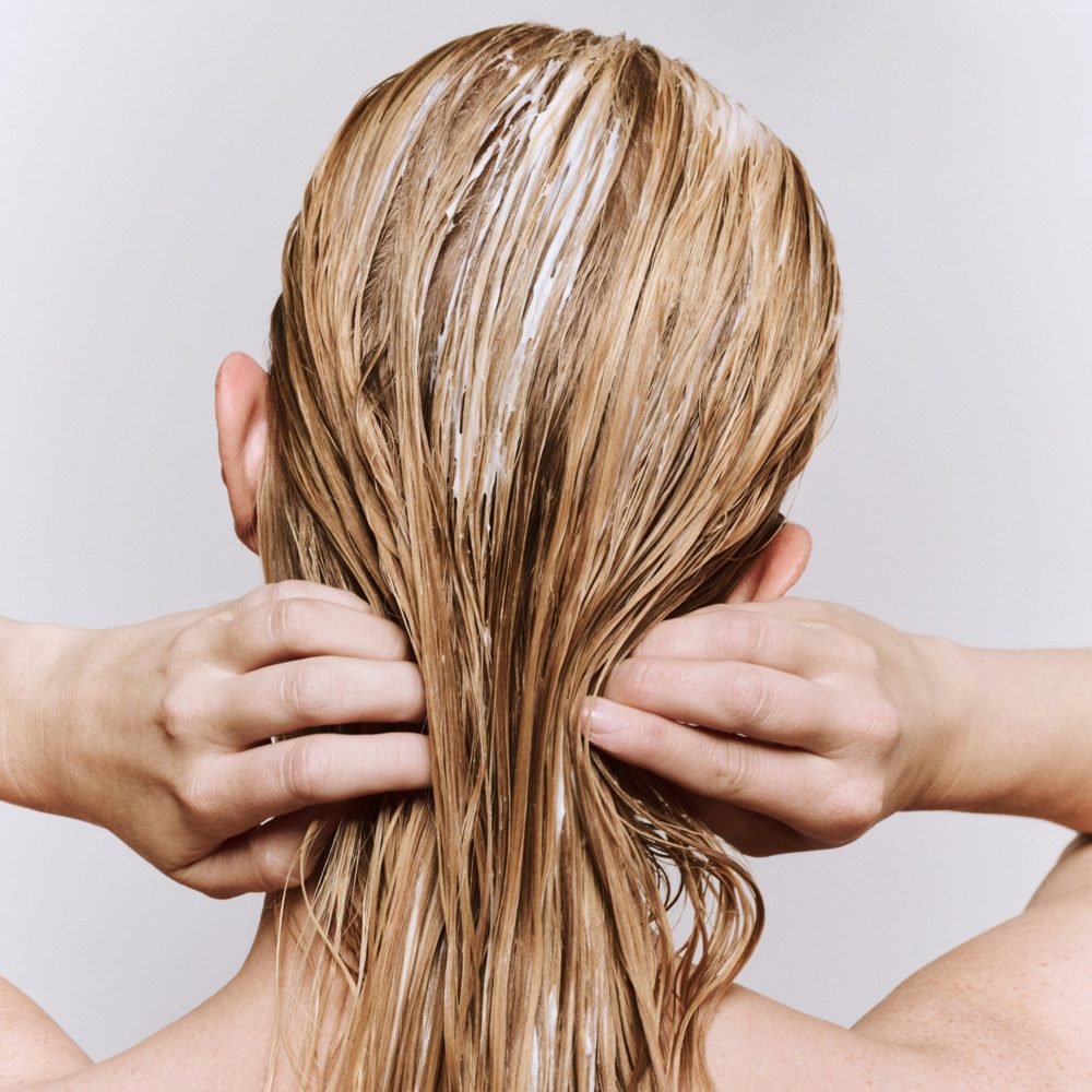 Nutrient Shinebath Hair Mask - Image 3