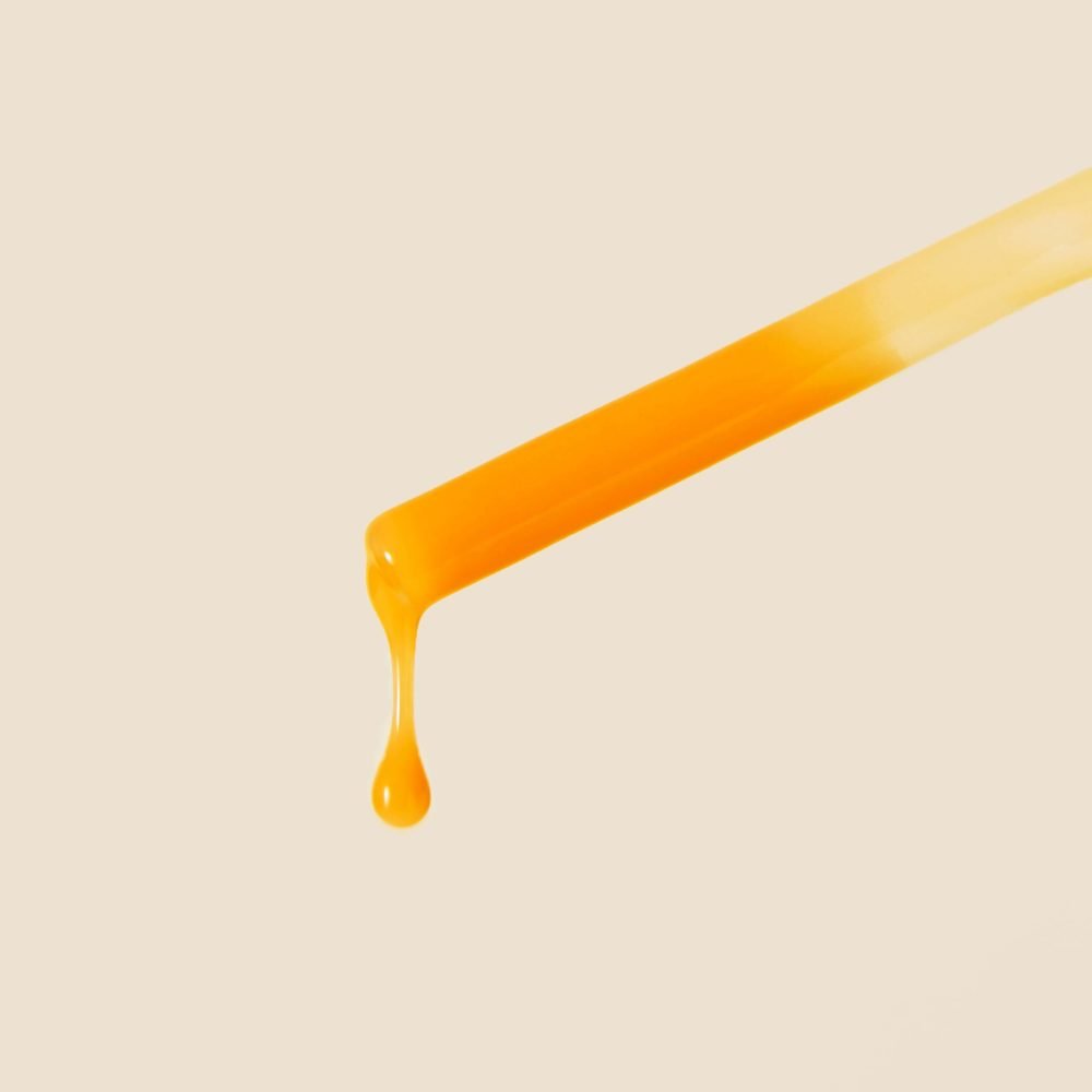 Le C-Bright Vitamin C Serum - Image 2